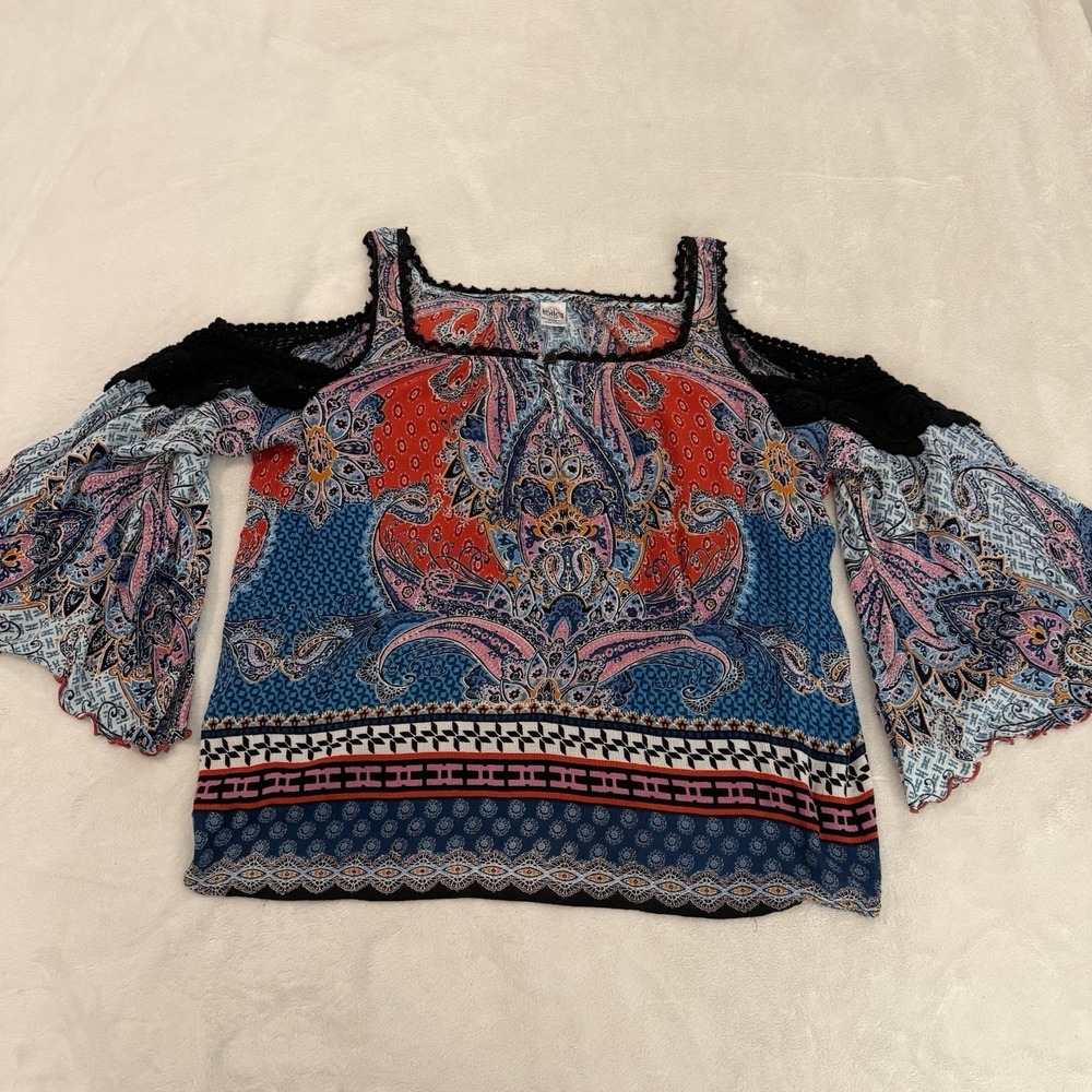 Bila Cold Shoulder Boho Top PXL– Multicolor Paisley Print, Crochet Trim Petite - Picture 7 of 12